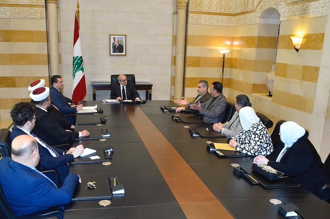 ملف السجناء على طاولة السراي… كشلي يطالب بالعفو وسلام يتعهّد بالمتابعة