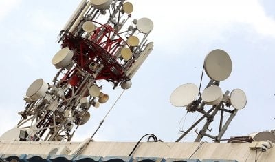 ملف الخلوي يفتح أبوابَ المحاسبة
