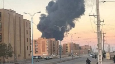 وسط توتر إقليمي… حريق في مدينة صناعية جنوب إيران