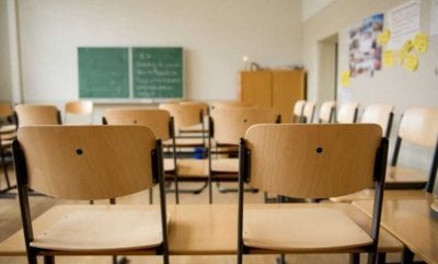 تحسبًا لأي طارئ… هل تغلق المدارس أبوابها غدًا؟