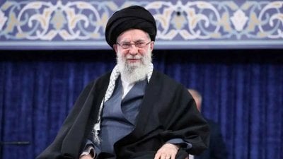 من مشهد إلى قمة السلطة… نهاية محتملة لرجل حكم إيران 42 عامًا!