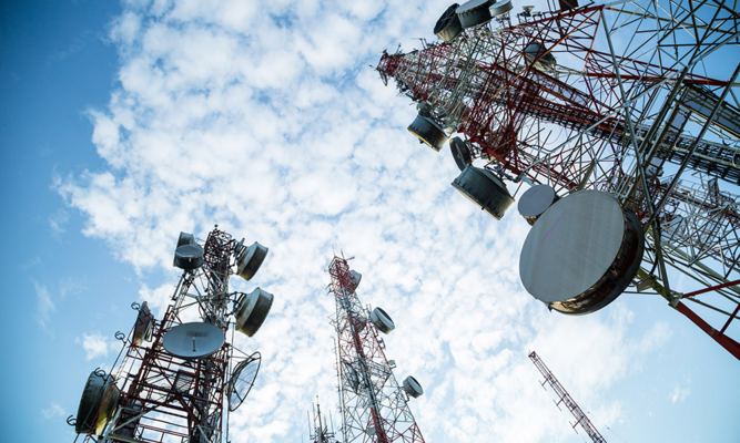 بين الواجب الوطني والمسؤولية الإنسانية… "الخلوي" في حال استنفار