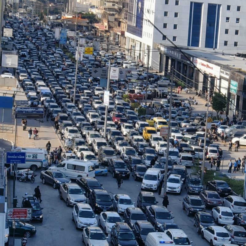 مدارس العاصمة تتحوّل إلى ملاجئ… ضغط غير مسبوق ومناشدات عاجلة
