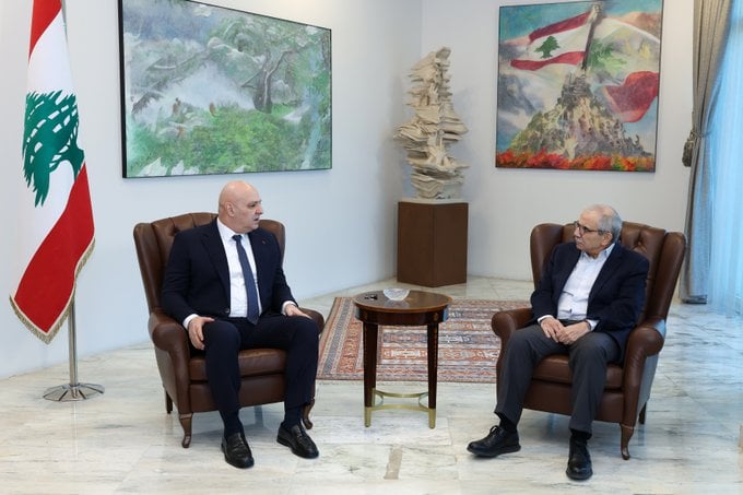 قبيل الجلسة الطارئة... عون وسلام يبحثان التطورات في بعبدا