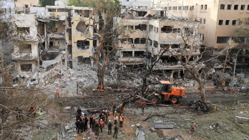 سماء طهران تحت النار… موجة غارات جديدة على بنى عسكرية