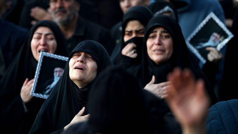 حرب إيران قد تطول... البنتاغون يستعد لمعركة تتجاوز 100 يوم