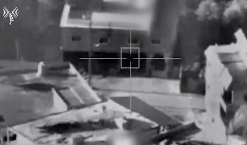 غارة من البحر على طرابلس… إسرائيل تعلن استهداف قيادي في "حماس" (فيديو)