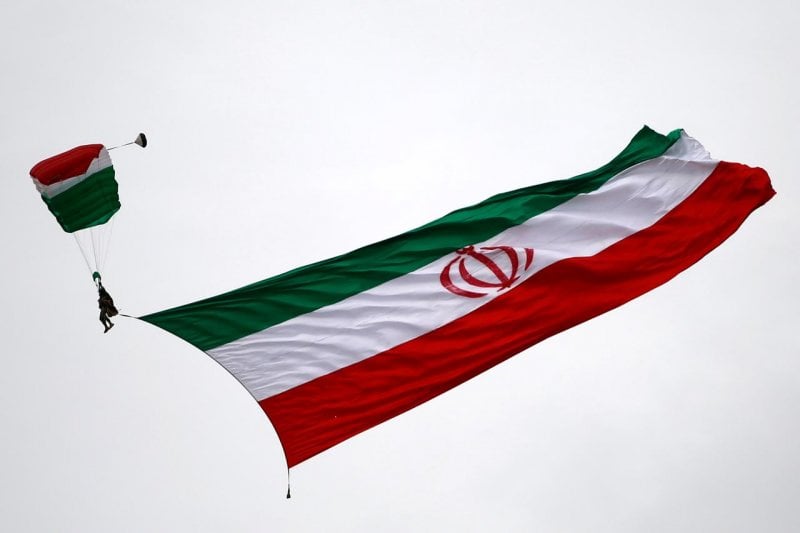 "مستعدون لمواصلة الحرب"... طهران: لن نتفاوض مع واشنطن!