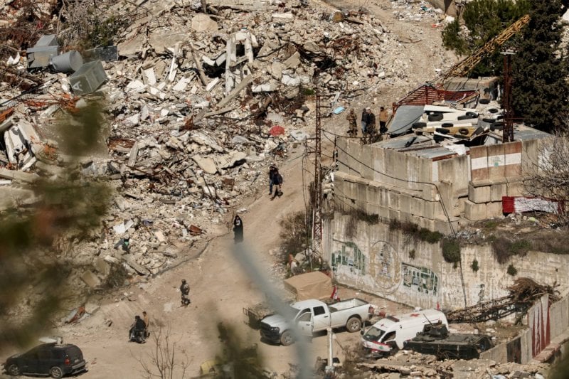 بينهم أطفال ونساء... استشهاد 9 أشخاص في غارة على مجدل سلم