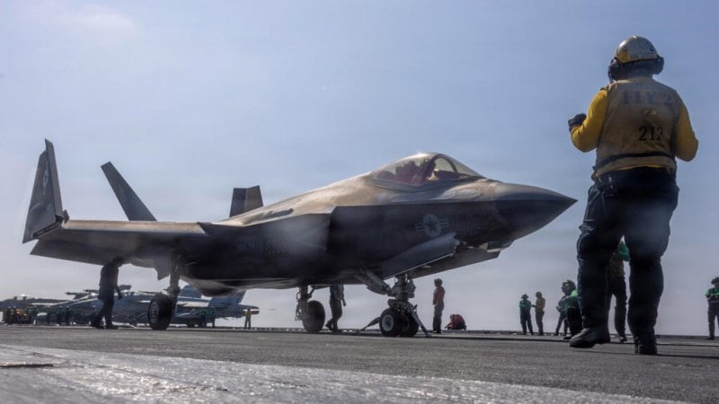 هل يمكن حسم الحرب من الجو من دون اجتياح بري؟... كاتب إسرائيلي يجيب
