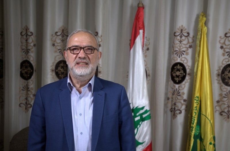 "عار في جبين الحكومة"... قماطي يهاجم قرار حظر نشاط حزب الله