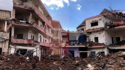 سردية الانزال.. حفرة كبيرة في مقبرة آل شكر في البقاع
