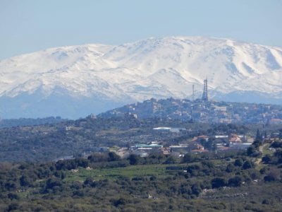 بلدة جنوبية تواجه الحرب على طريقتها… 