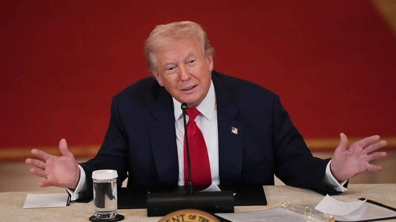 "لن يبقى أحد ليستسلم"... ترامب يهدد القيادات الإيرانية