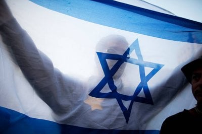 رسالة إسرائيلية إلى العالم العربي: ضعف النظام الإيراني 