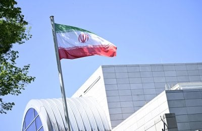 إيران تقلّص حضورها في بيروت… تهديد إسرائيلي يفتح باب الإجلاء إلى روسيا