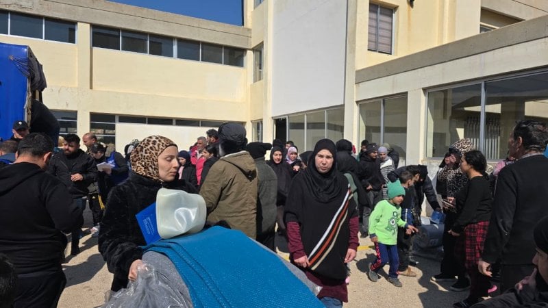 بيروت تحتضن النازحين… وتبحث عن ضبط الفوضى 