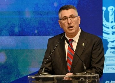 ساعر يتهم حزب الله بتصعيد الجبهة: 