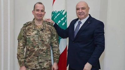 لا يتجرأون على عون… ويصوّبون على هيكل
