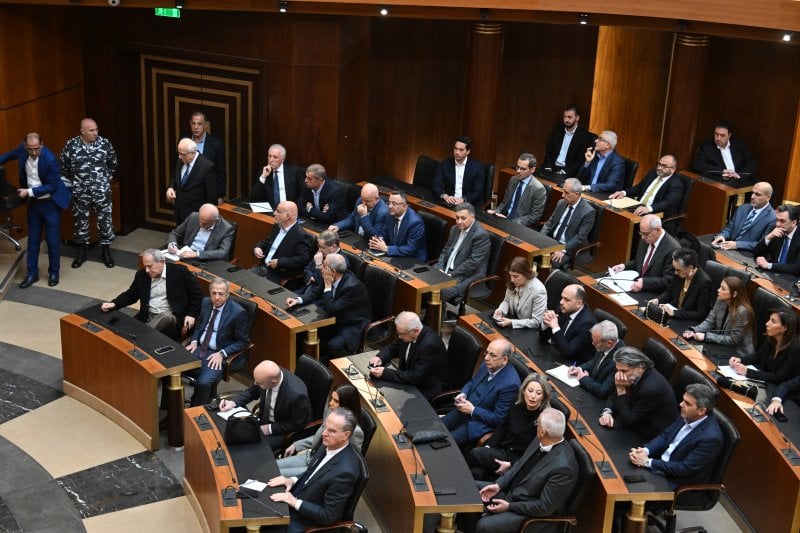 "القوات" تحذّر: لا توظيف سياسي في هذه الظروف... والمجلس الدستوري أمام امتحان حقيقي!
