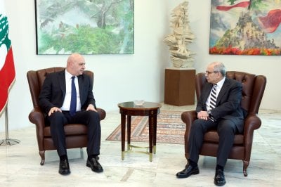 بعبدا تواكب التصعيد… عون يلتقي سلام ورياشي ورحمة (صور) 