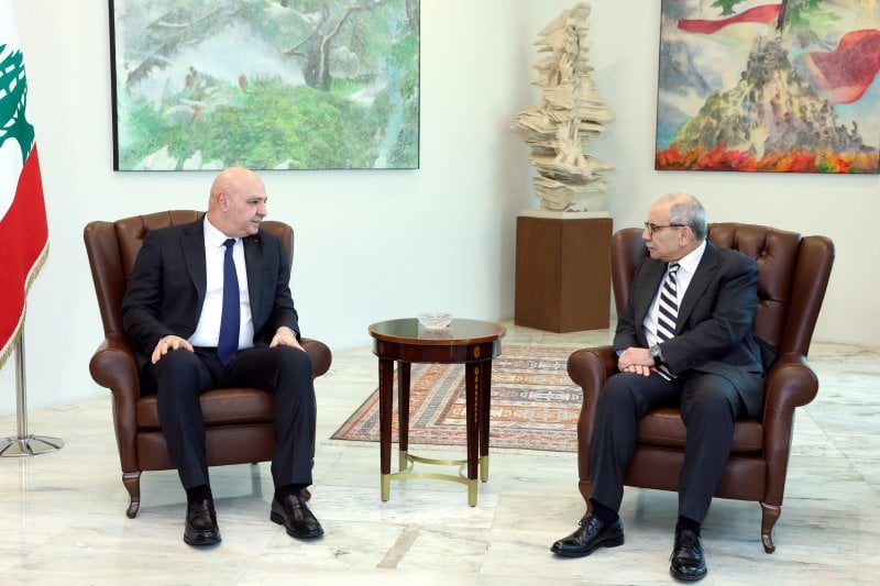 بعبدا تواكب التصعيد… عون يلتقي سلام ورياشي ورحمة (صور) 