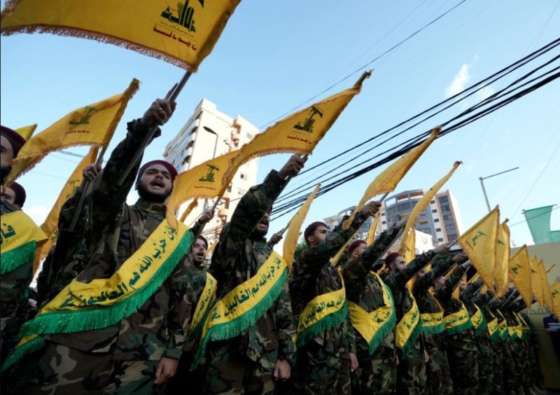 تقرير إسرائيلي: حزب الله يفتح باب التفاوض لإنهاء الحرب عبر بري
