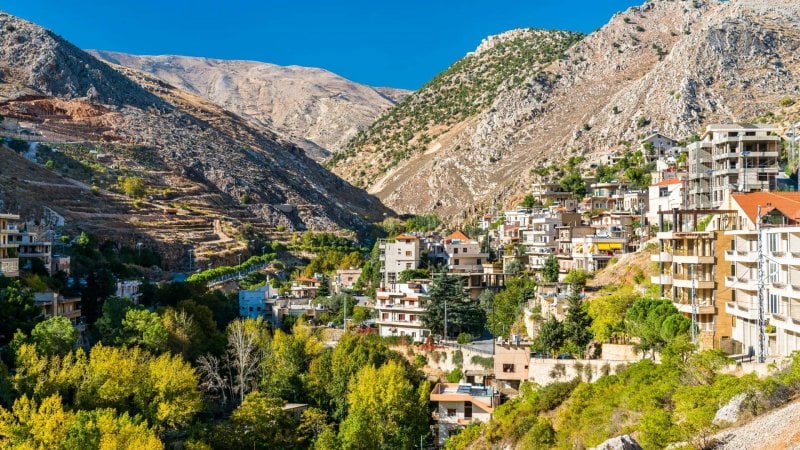 إسرائيل تبحث التوغل في البقاع… وتثبّت 12 موقعاً عسكرياً داخل الشريط الحدودي
