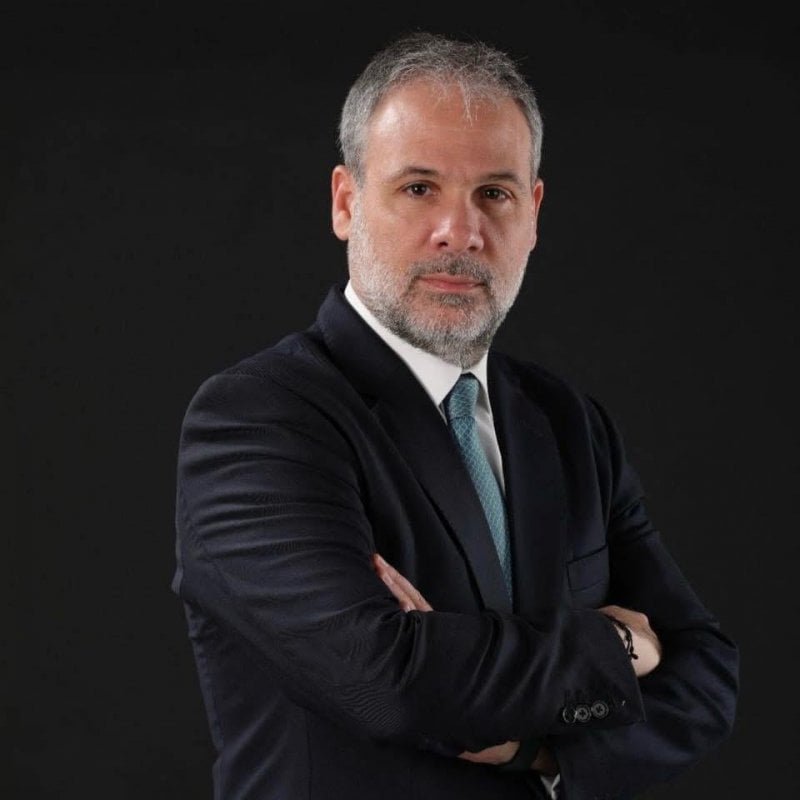 "مسند إلى اعتبارات افتراضية"… مرتينوس ينتقد تمديد المجلس لسنتين 