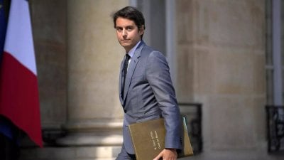 بين الانتخابات البلدية والإليزيه… غياب أتال يثير التكهنات