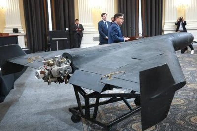 واشنطن تختبر سلاحًا جديدًا لمكافحة المسيّرات في ظل حرب إيران