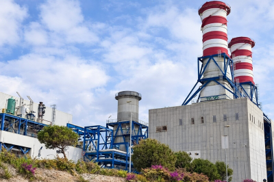  لبنان يدفع فاتورة نار النفط .. أو يحوّلها إلى فرصة؟
