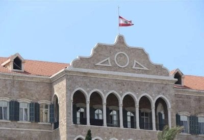 موضوع النازحين والتحريض في جلسة اليوم... مجلس الوزراء يطلب استدعاء معنيين في السفارة الإيرانية!
