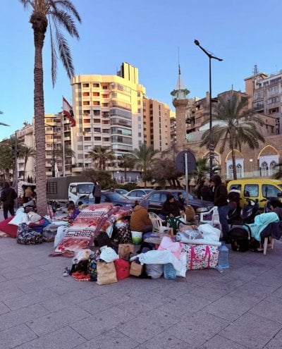 إشكالات متنقلة بين النازحين بسبب تأييد الحزب أو لا
