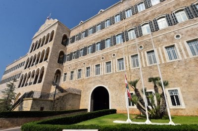 اجتماع حكومي في السراي… سلام يشدد على تعزيز حضور الدولة في مراكز الإيواء