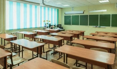 في ظل الظروف الراهنة… روابط التعليم الرسمي تحسم موقفها من الدراسة عن بُعد