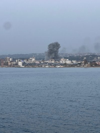 الضربات الإسرائيلية تتواصل… غارات على بلدتي معركة والحنية