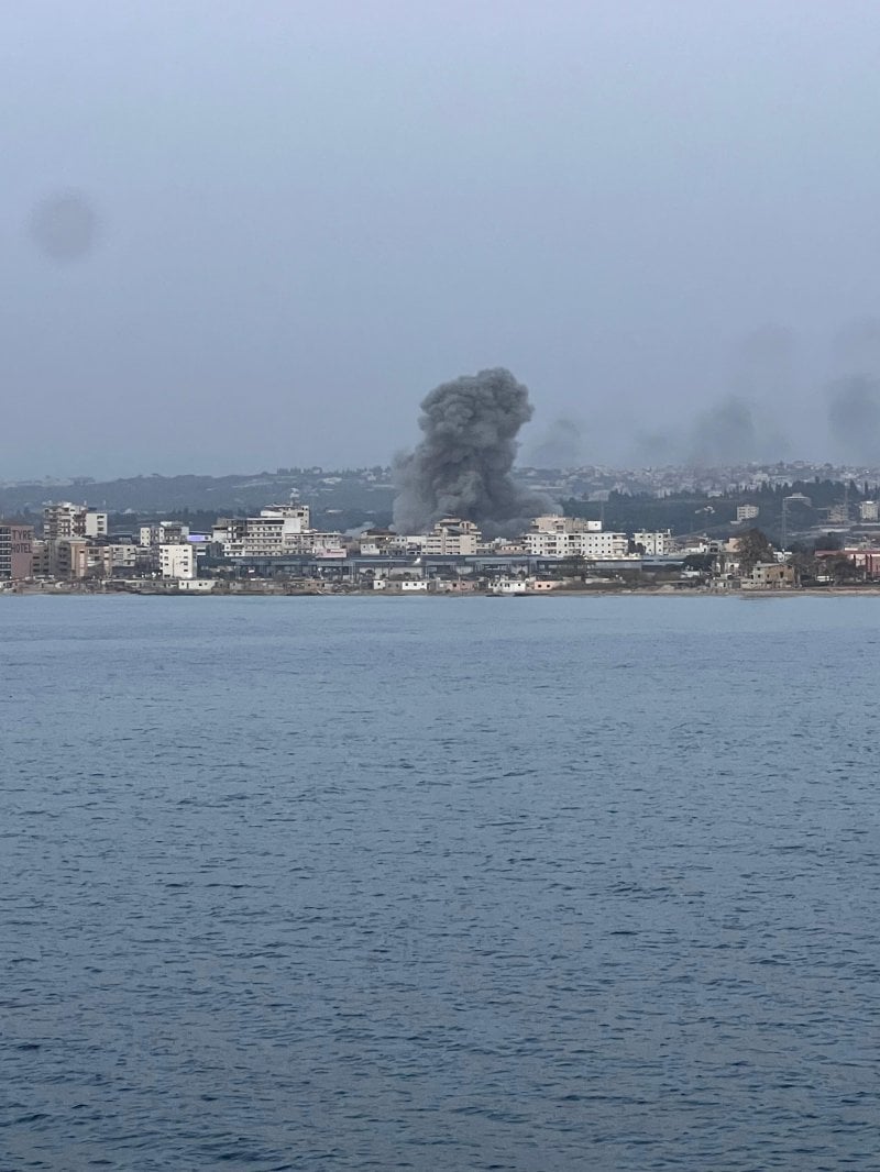 الضربات الإسرائيلية تتواصل… غارات على بلدتي معركة والحنية