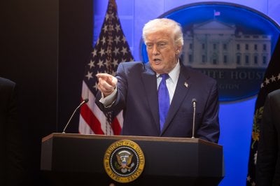 قد لا يكون على قيد الحياة.. ترامب: الخيار الأذكى له هو الاستسلام