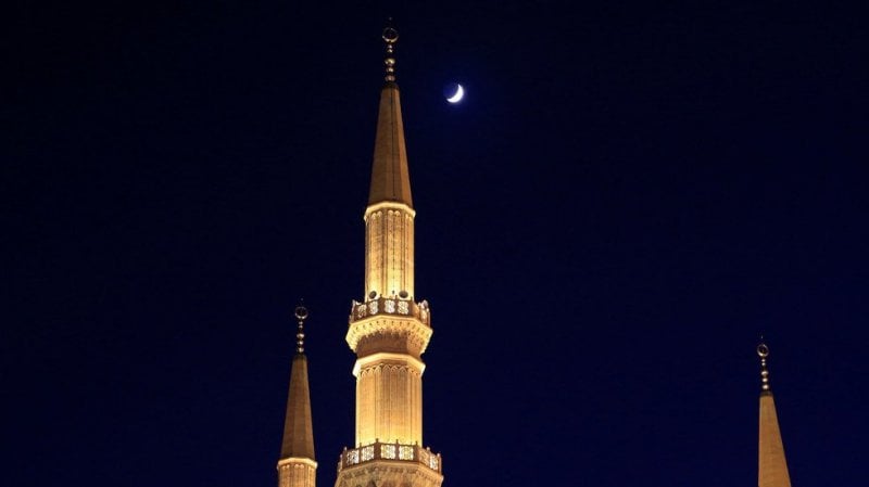 دار الفتوى تُحدّد موعد التماس هلال شهر شوال