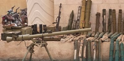 صواريخ مضادة للدروع والطيران… ضبط مستودع أسلحة ضخم في سوريا (صور)