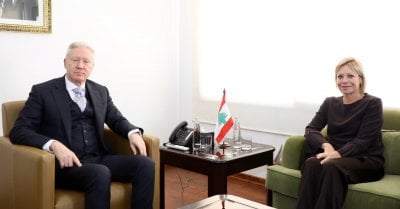 لقاء رجي–بلاسخارت... بحث في سبل التهدئة وتنفيذ القرارات الحكومية