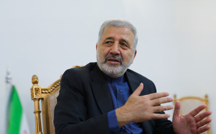 رسائل تهدئة بين الرياض وطهران… السفير الإيراني يكشف تفاصيل التواصل