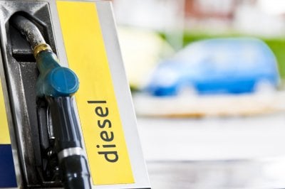 تداعيات الحرب تضرب الأسواق... أسعار الديزل تسجل مستوى تاريخيًا في أميركا