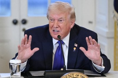 ترامب ينتقد الأوروبيين… نحميهم ويترددون في الانضمام لتحالف هرمز