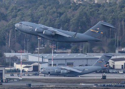 طائرات الإمداد تحت الضغط… حادث جديد في الأجواء الإقليمية (فيديو) 