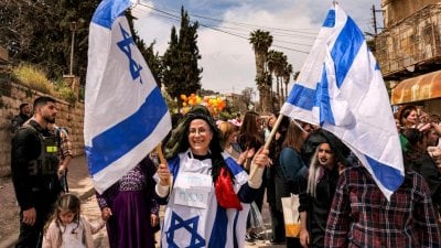 اتهمت والديها بالاعتداء الجنسي… وفاة ابنة وزيرة إسرائيلية تفجر جدلاً في إسرائيل