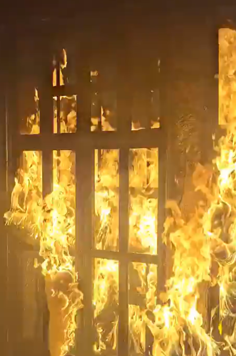 تمرد وفوضى داخل سجن رومية… إحراق فرش وغضب يتصاعد (فيديو)