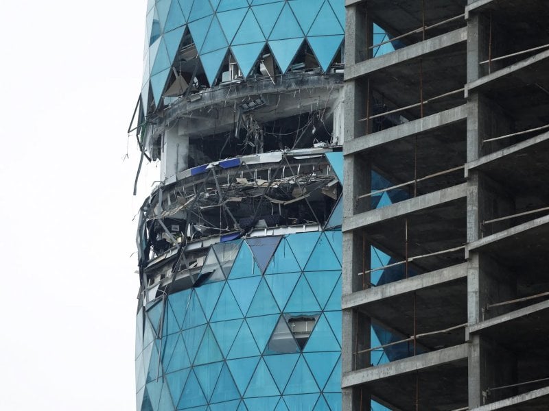 البحرين على حافة الانهيار؟ تقرير إسرائيلي يرسم سيناريو "يوم القيامة"
