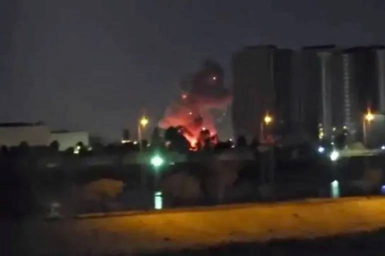 العراق في دائرة الاستهداف… قتلى وجرحى في هجمات صاروخية ومسيّرات